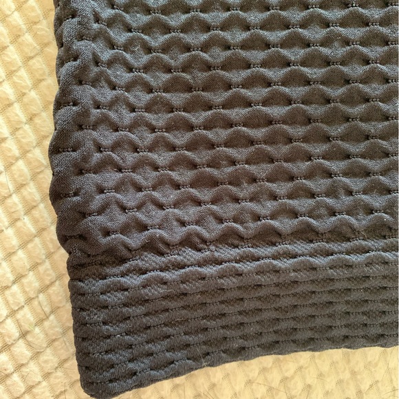 NWOT Black Knit Crop Top OSFM - Picture 7 of 8